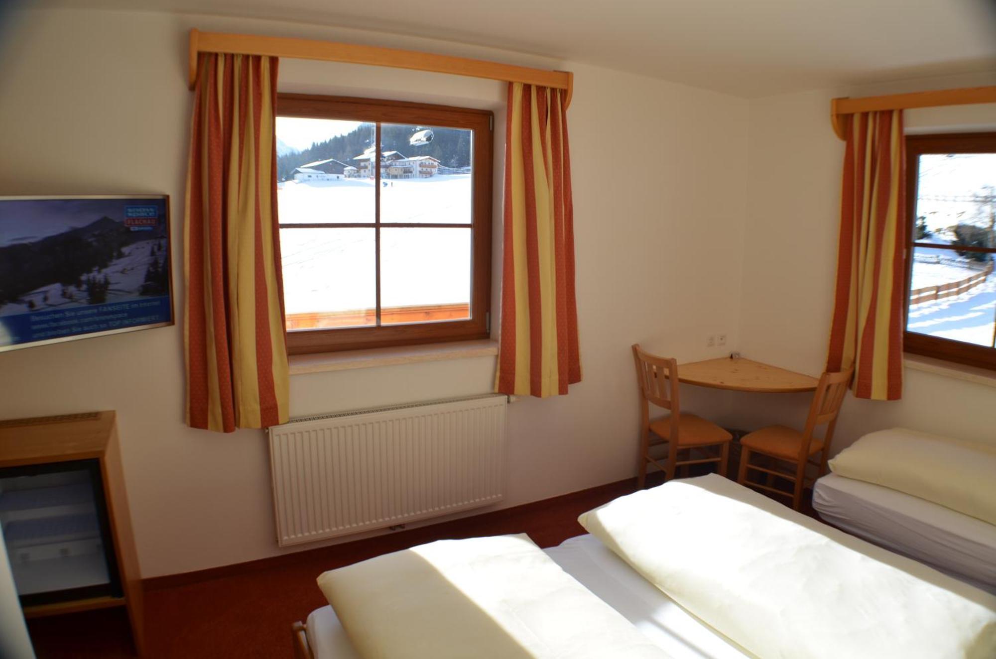 Hotel Starjet Flachau Exterior photo