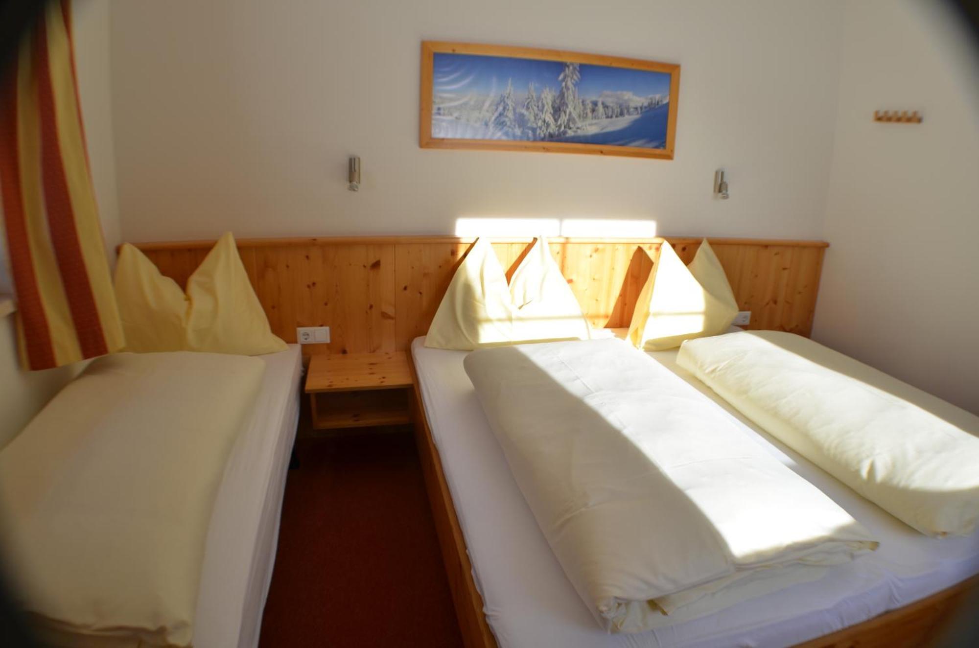 Hotel Starjet Flachau Room photo